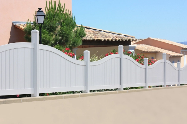 How Long Does A Vinyl Fence Last Collinsville, IL How Long Does A Vinyl Fence Last Collinsville, IL